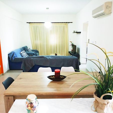 Kissos Apartment Paphos 外观 照片