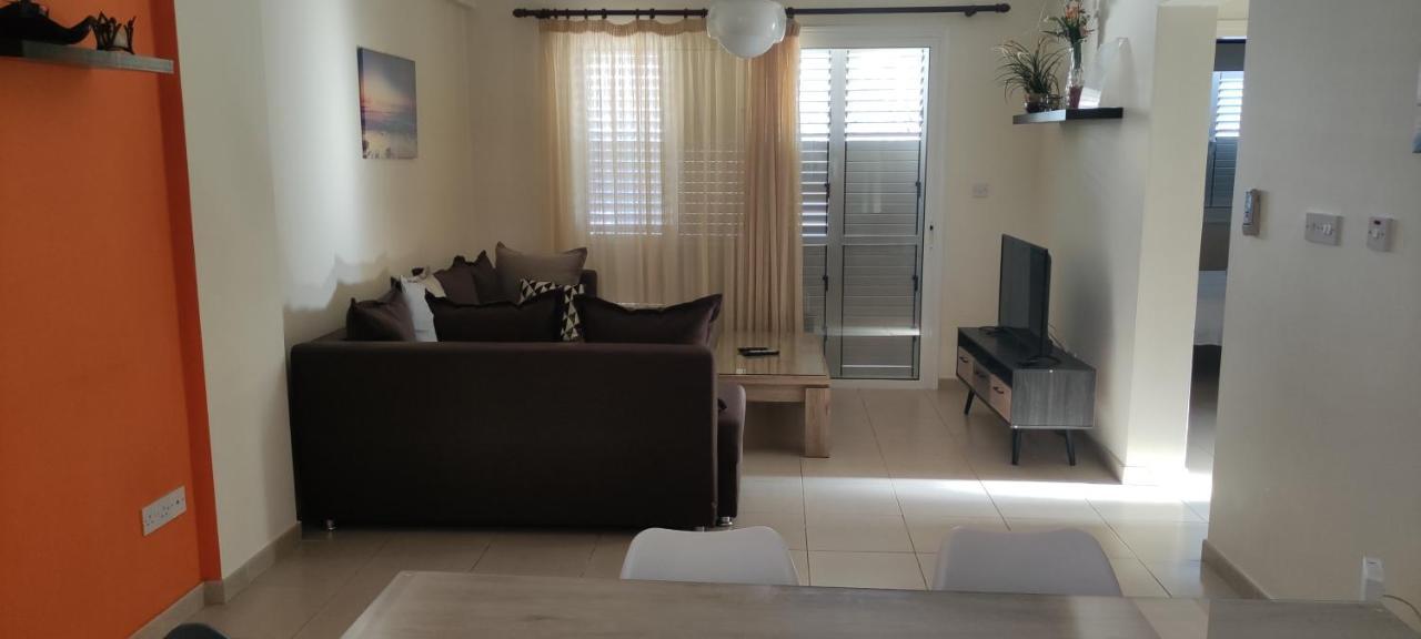 Kissos Apartment Paphos 外观 照片