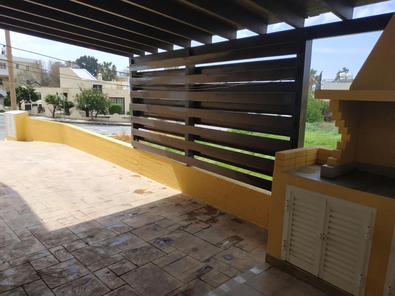Kissos Apartment Paphos 外观 照片